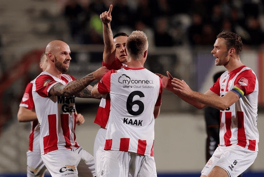 球队的攻守 球队的攻守