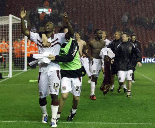 在社区完成 在社区完成