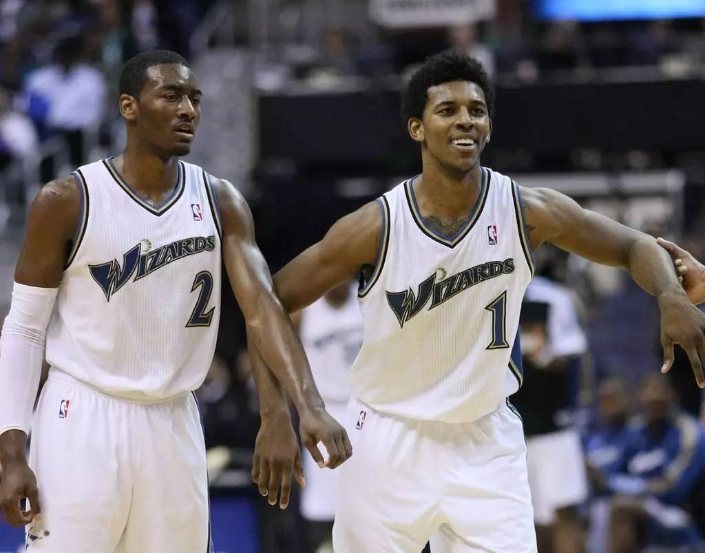 荷的前置管 荷的前置管